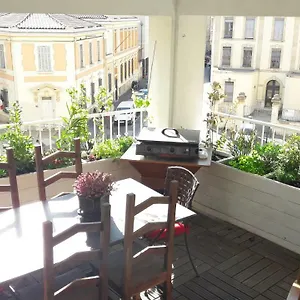 Le Phoceen Terrasse Plein Centre Marseilles